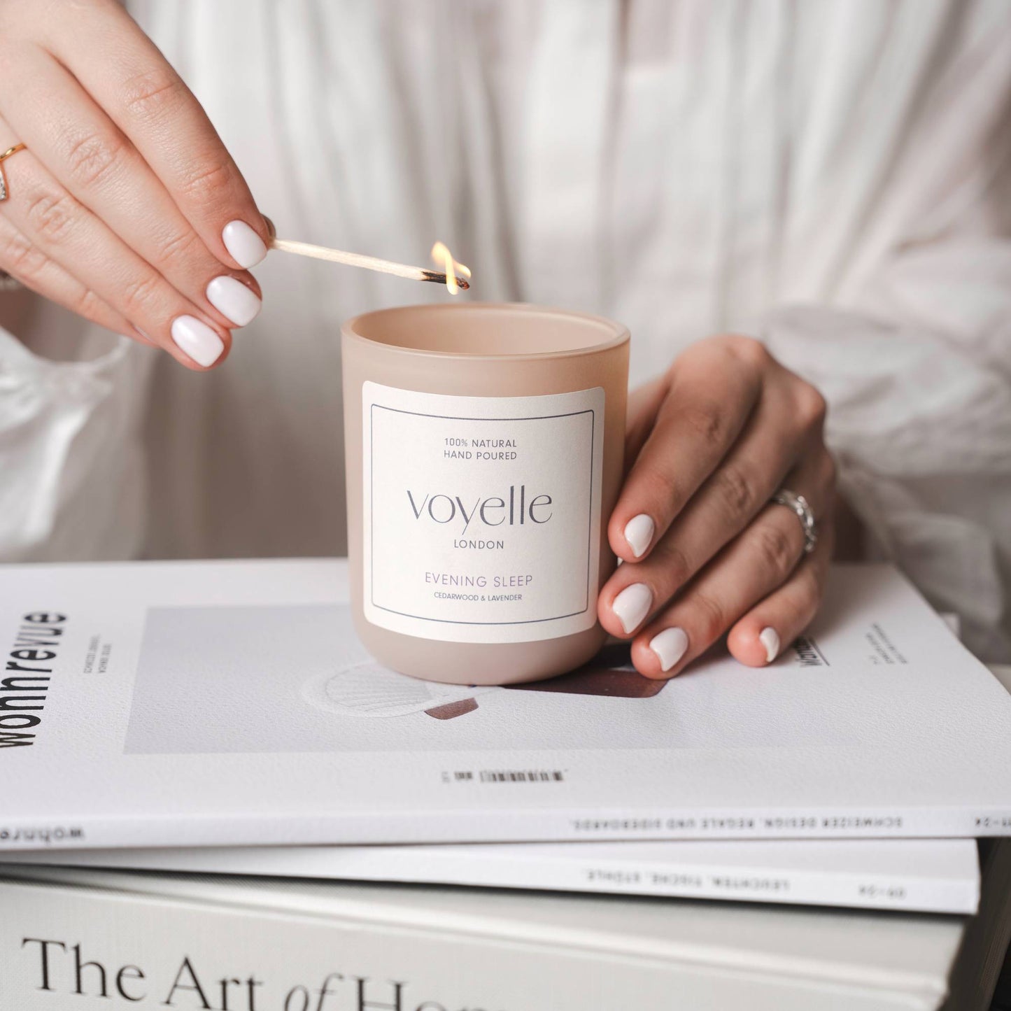 Lighting Voyelle Evening Sleep candle in blush glass